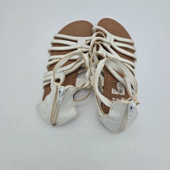 Zoe & Zac White Strapped Flat Sandals With Back Zipper Size 4 - Picture 4 of 8